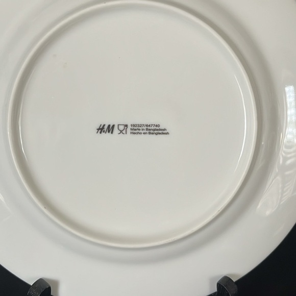 Hennes & Mauritz H&M 8" Round Plate B/W Vintage Scale Decal No. 1 Kitchen Supply - Picture 3 of 4
